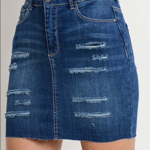 Denim mini skirt - Picture 1 of 3